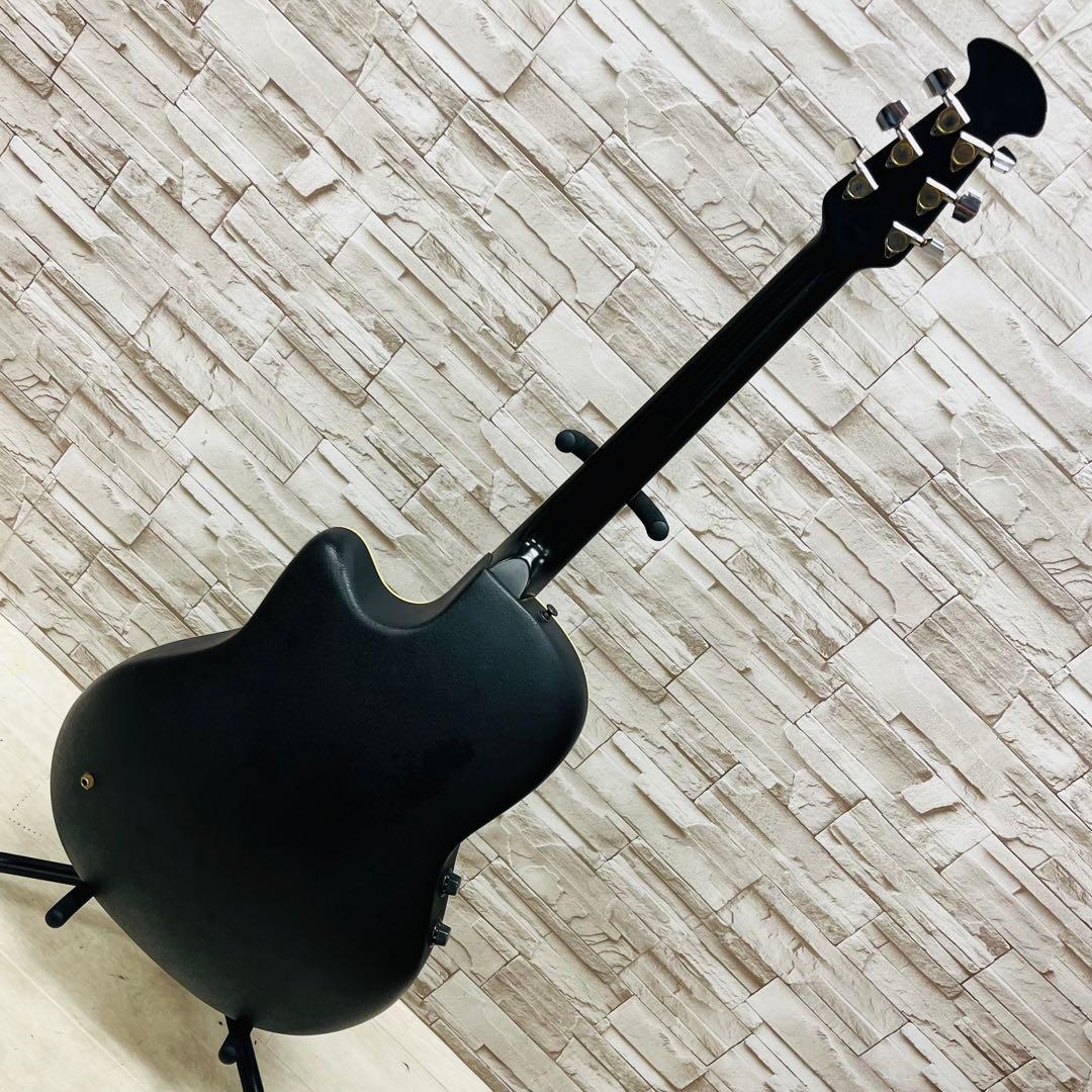 Celebrity by Ovation カッタウェイ エレアコ CC57