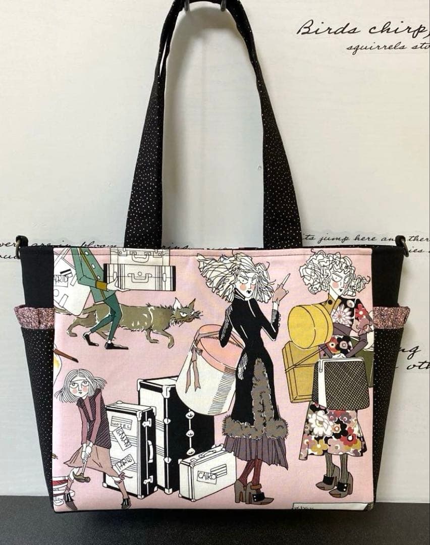 アレキサンダーヘンリー★大きめトートバッグ（サイドポケット付）★ghastlie