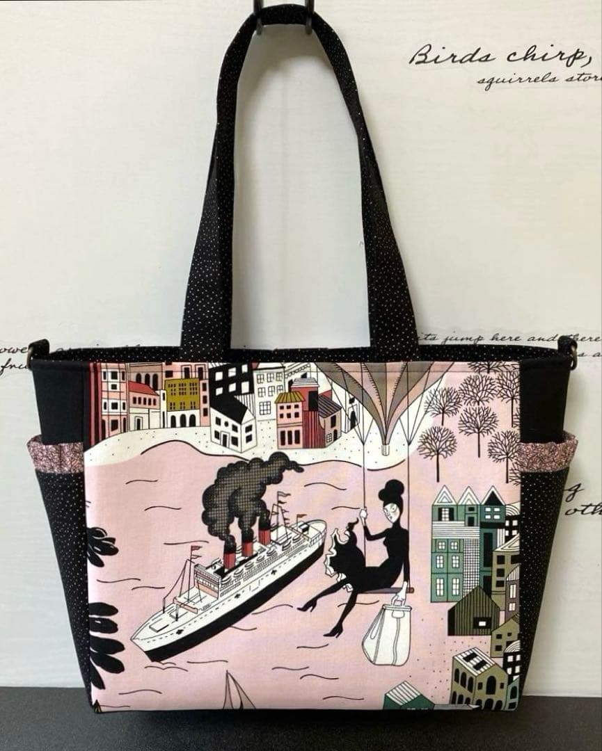 アレキサンダーヘンリー★大きめトートバッグ（サイドポケット付）★ghastlie