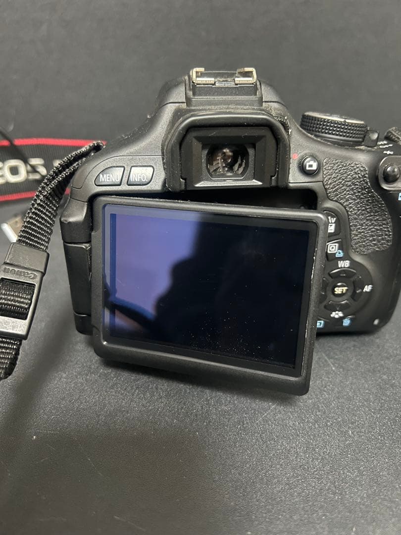 Canon Kiss X5 ダブルズームセット 動作確認済 SDカード付き