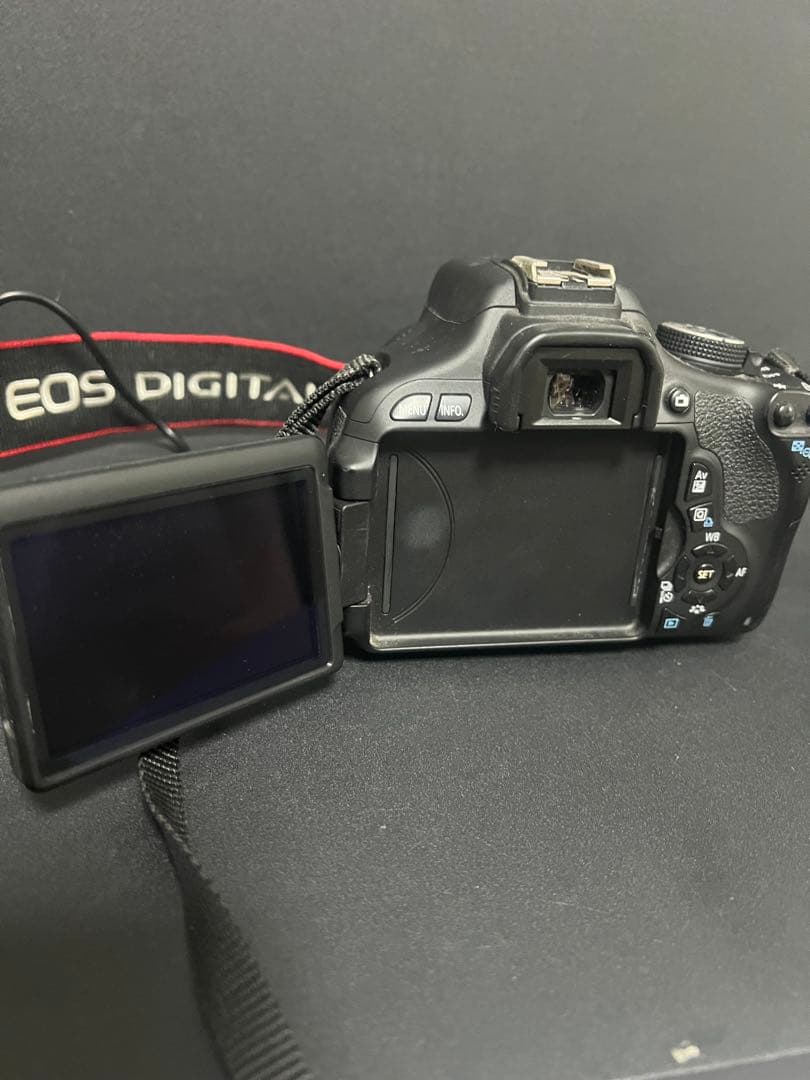 Canon Kiss X5 ダブルズームセット 動作確認済 SDカード付き