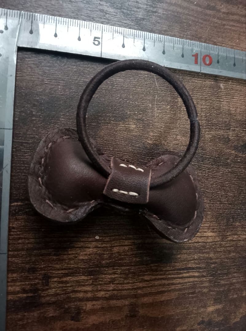 さくらんぽプロフ必読✳️断捨離さま★【64】本革りぼんヘアゴム