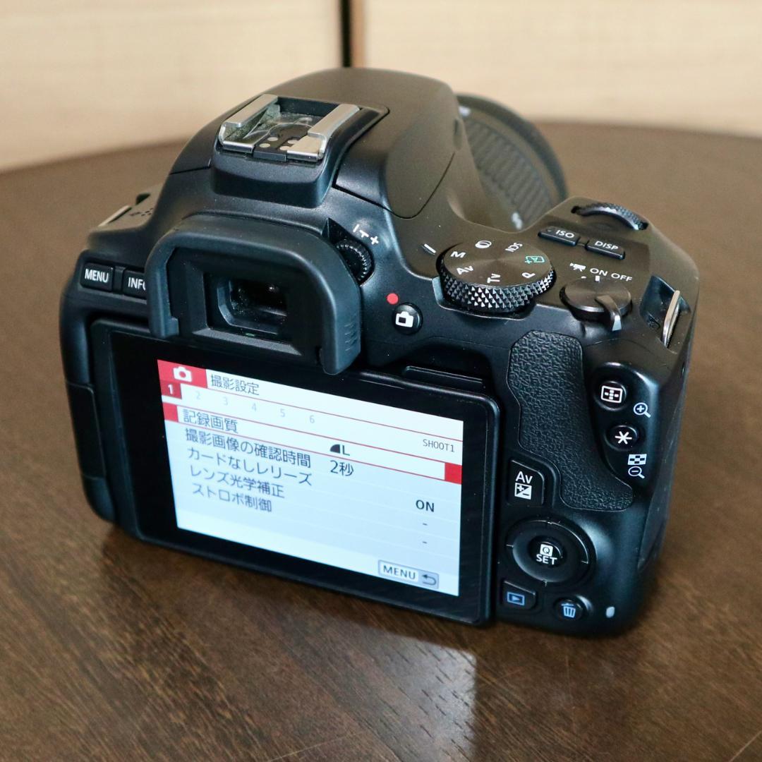 ★キャノン EOS Kiss X10 + 18-55mm IS STM 綺麗！★