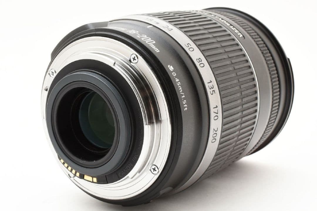 超美品　手ぶれ補正とオートフォーカス　CANON EFS 18-200mm IS