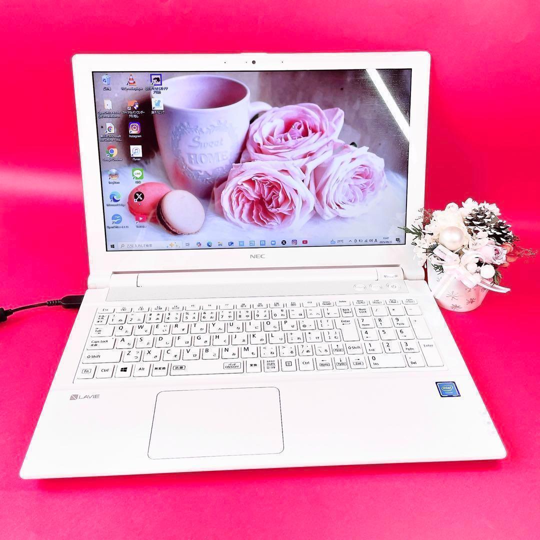 初心者おすすめ❣️可愛い白✨️薄型ノートパソコン✨️大容量1TB✨️カメラ付き事務作業