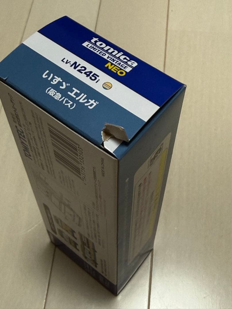 トミカリミテッドヴィンテージネオ　いすゞエルガ　阪急バス