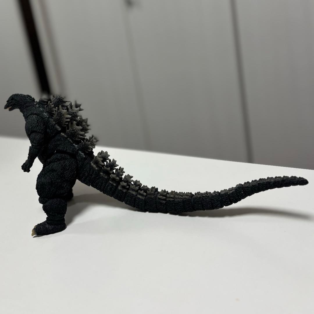 S.H.MonsterArts ゴジラ 「ゴジラ」 フィギュア