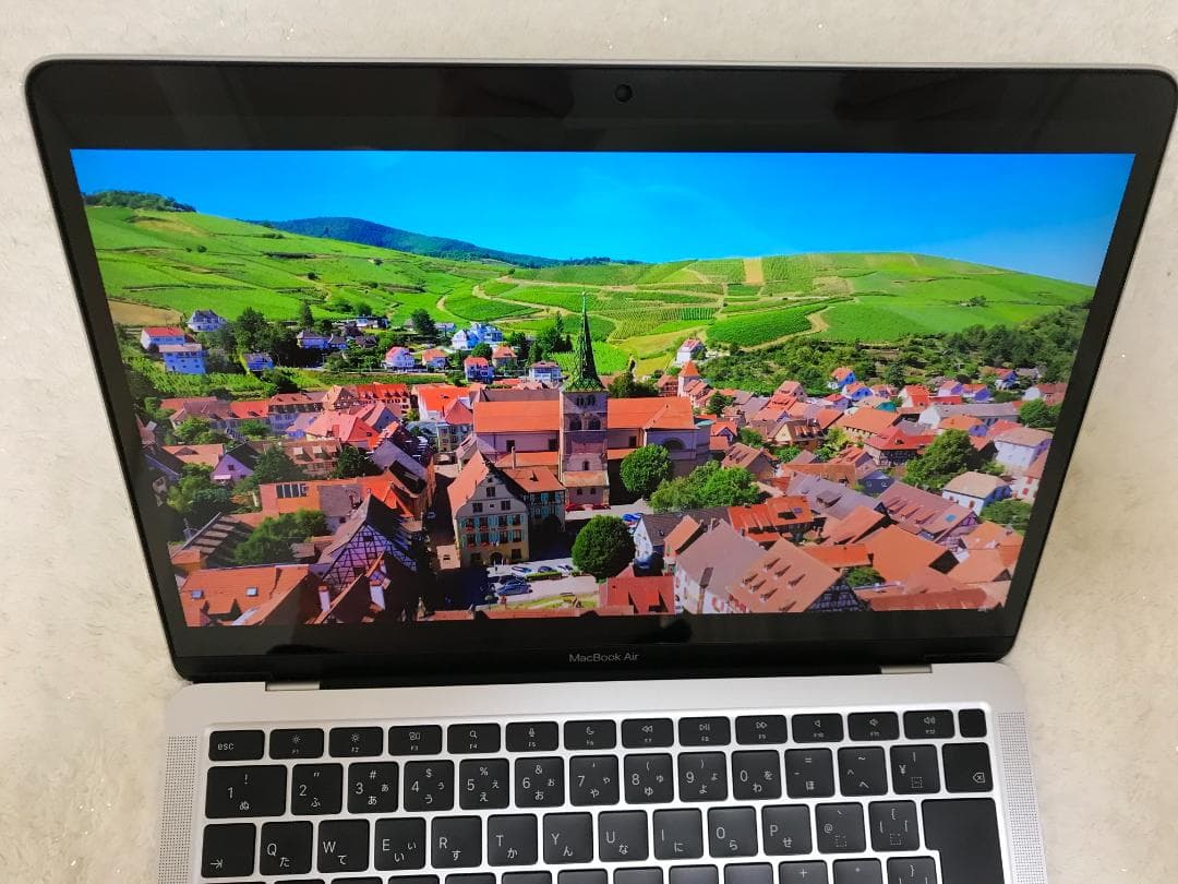 Apple MacBook Air M1（8GB / 256GB）美品