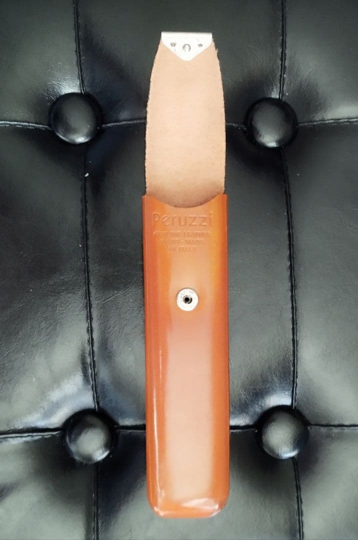 Peruzzi（ペルッツィ）の本革ペンケース ハンドメイド