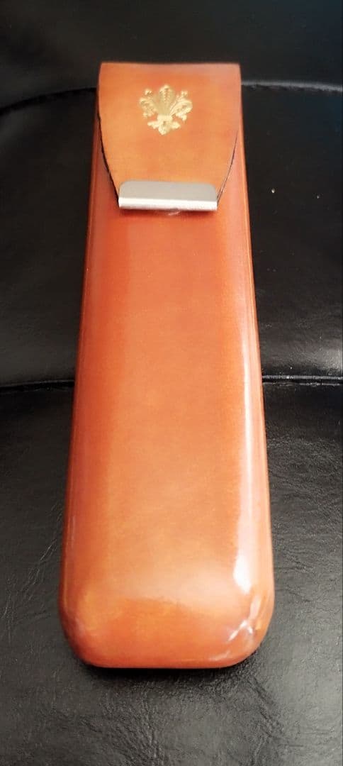 Peruzzi（ペルッツィ）の本革ペンケース ハンドメイド