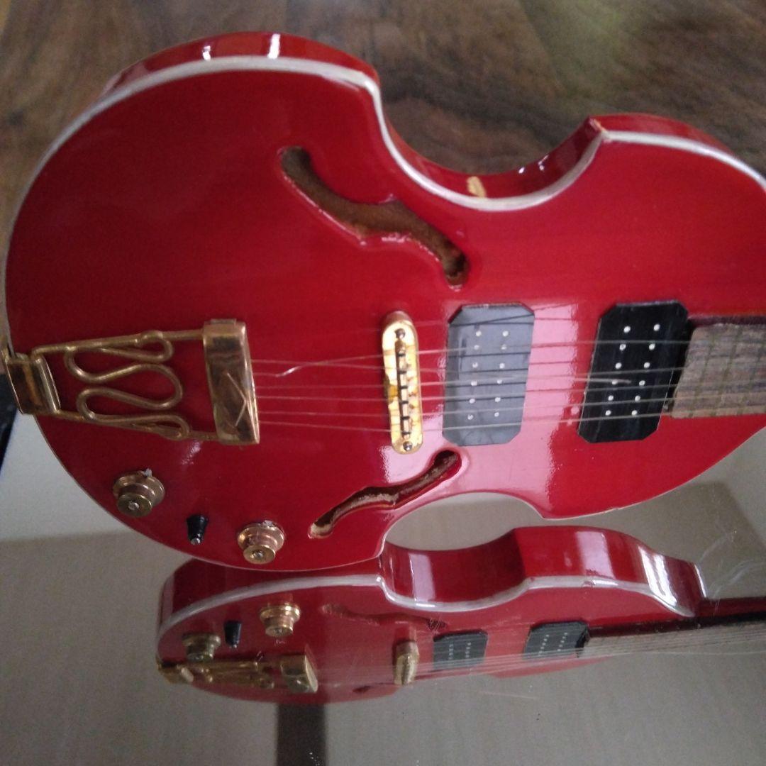 ASKAバイオリンギター　ミニチュア