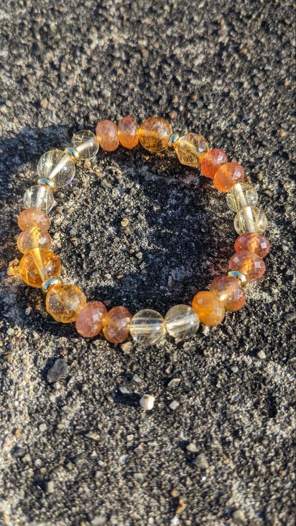 プクラジストーン・シトリン・ルチルクォーツの天然石ブレスレット　金運のお守り
