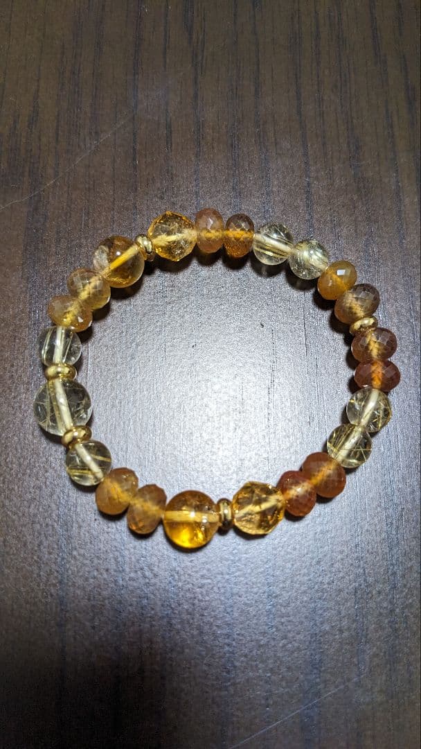 プクラジストーン・シトリン・ルチルクォーツの天然石ブレスレット　金運のお守り