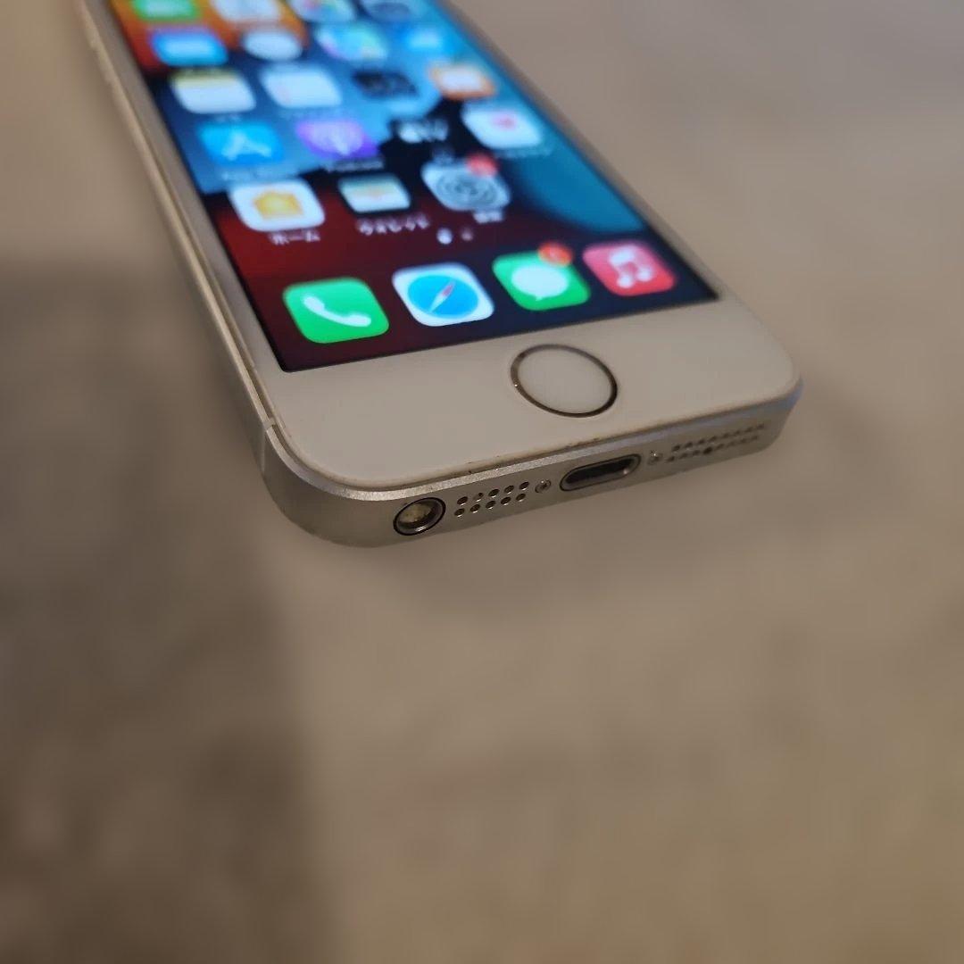 Apple iPhone SE 32GB　SIMフリー