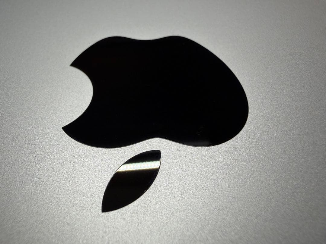 MacBook pro M4 14インチ 24GB 1TB シルバー JIS