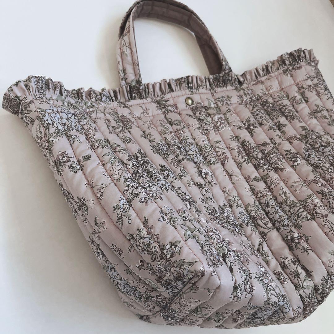 punchan様オーダー 特大キルトフリルトートバッグ　セリーヌミストラベンダー