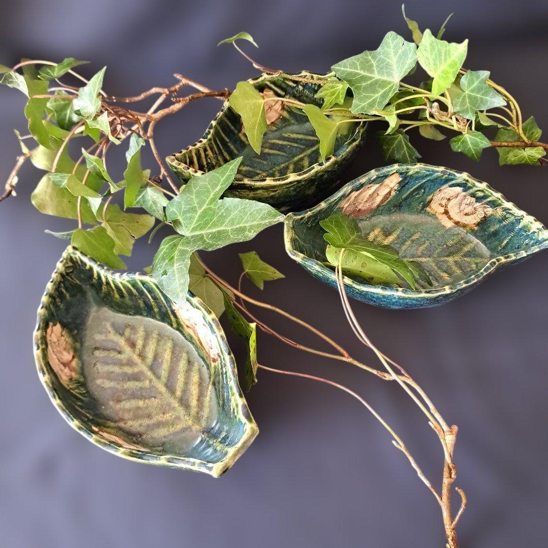 「料理が映えるグリーン」 織部(おりべ)焼き小鉢(幅16cm) 4客セット 骨董