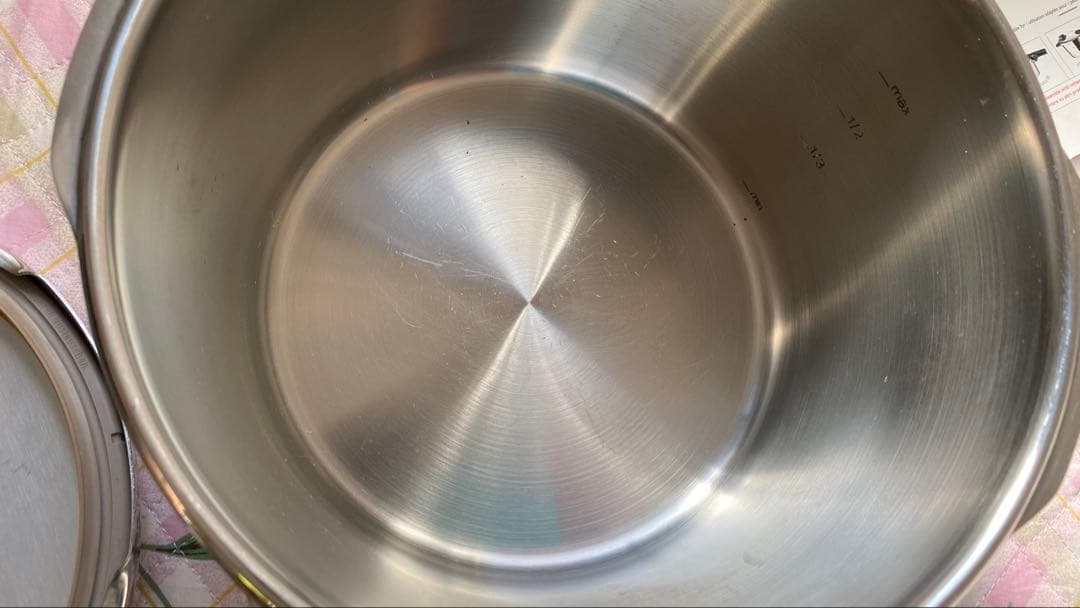 フィスラー圧力鍋　4.5リットル レシピ本と替えパッキン付き