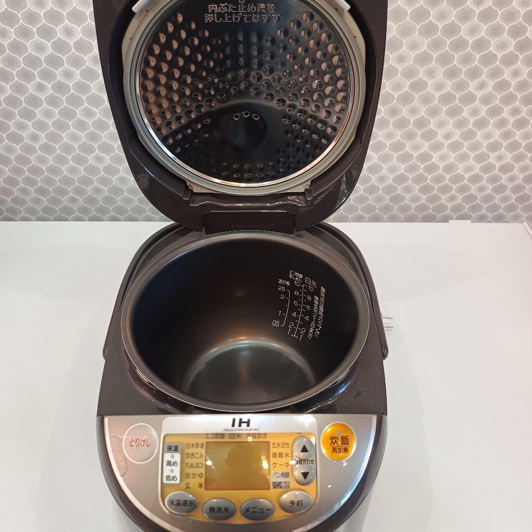 象印　 一升炊き炊飯器　NP-VN18