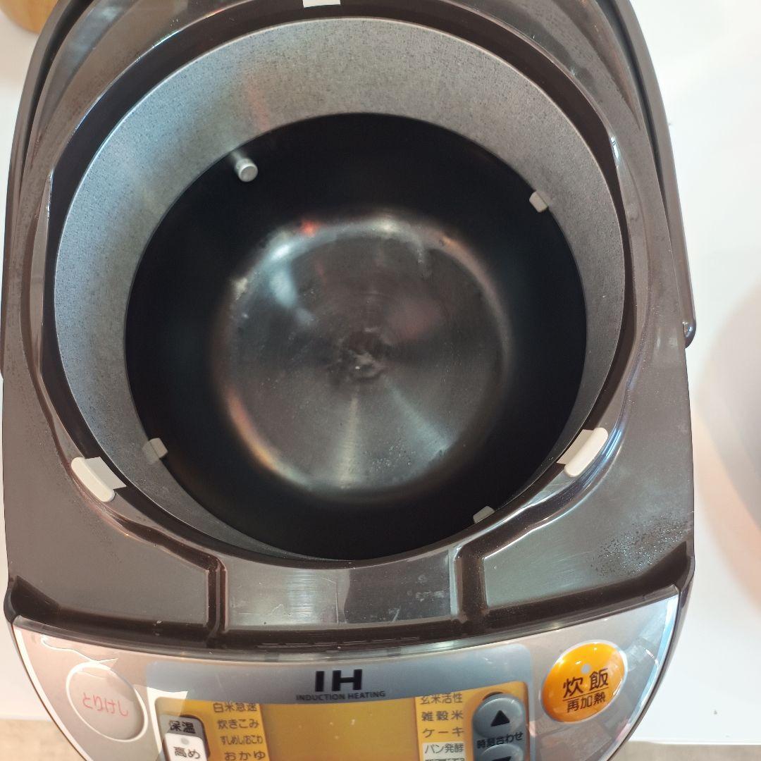 象印　 一升炊き炊飯器　NP-VN18