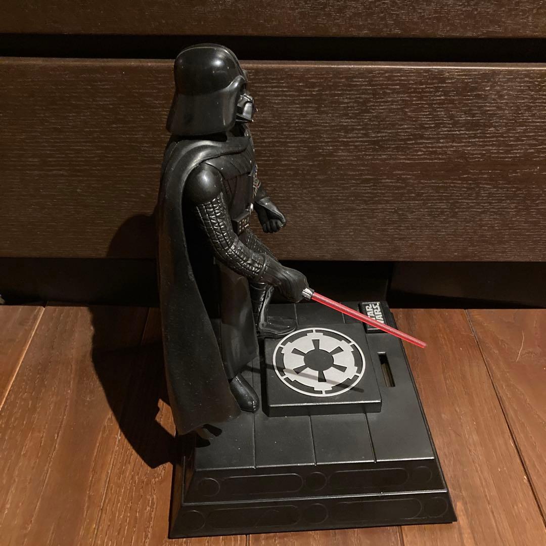 【動作OK】スターウォーズ ダースベイダー フィギュア テーマ曲、セリフ、光る！