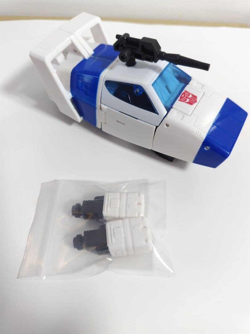 Hasbro オリジン オートボット3体セット