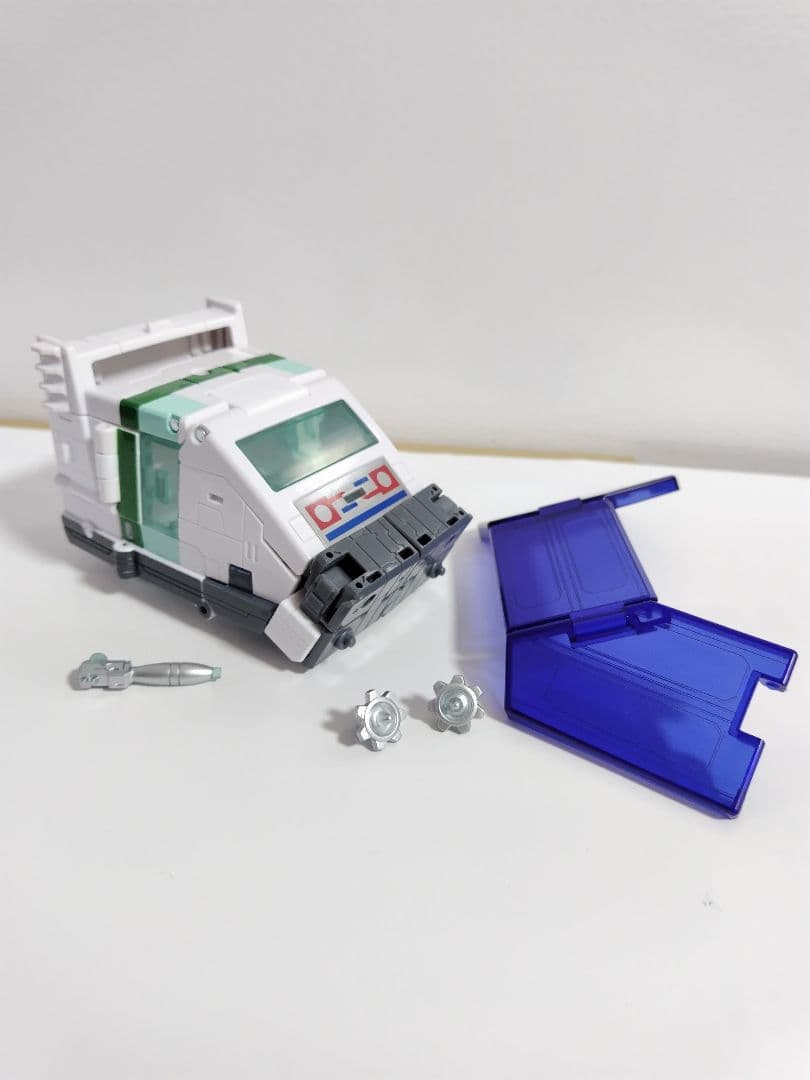 Hasbro オリジン オートボット3体セット