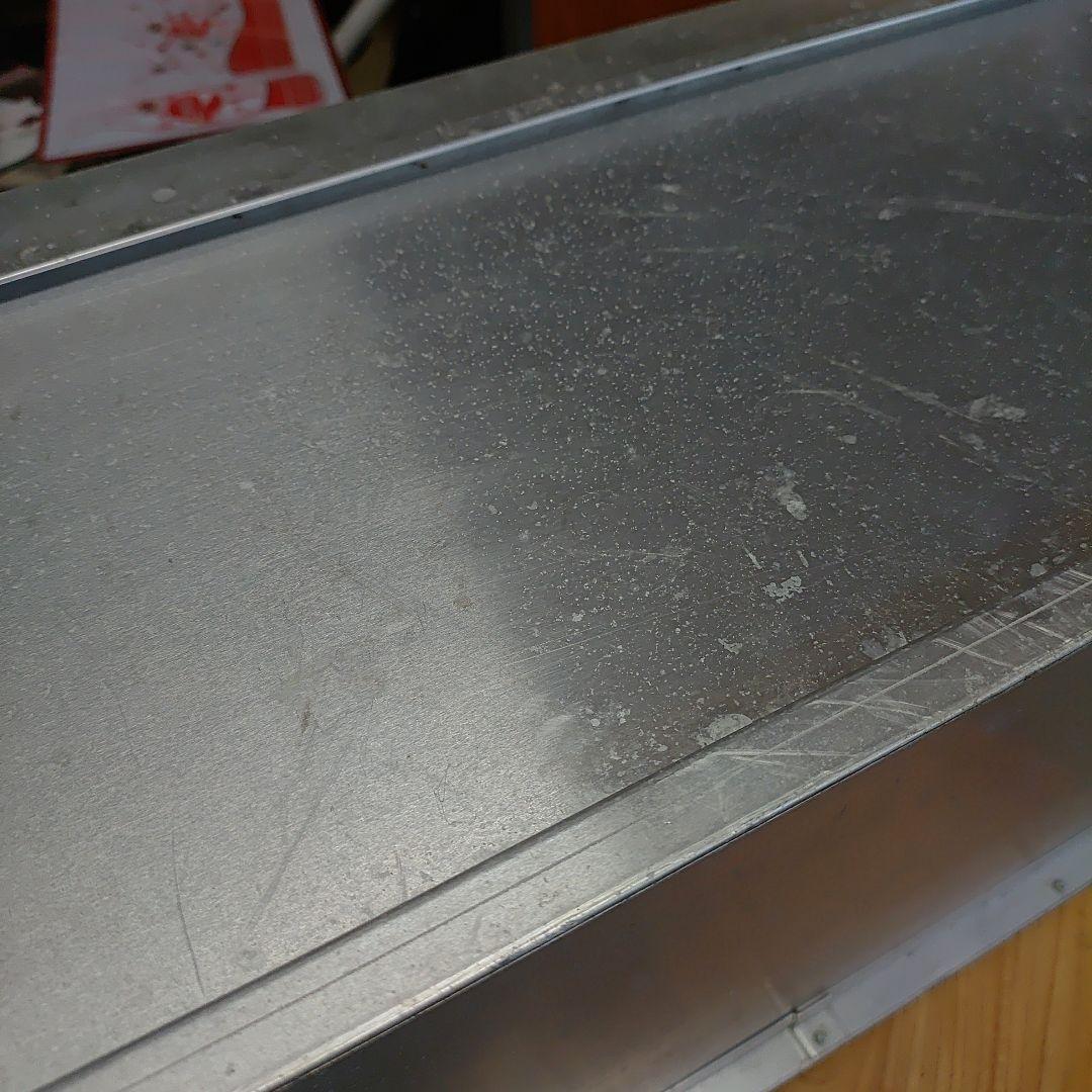 出前の岡持ち　オカモチ　飲食店　デリバリー　出前配達