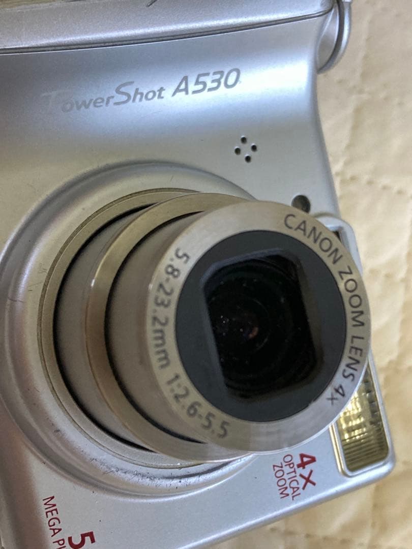 Canon PowerShot A530 デジタルカメラ