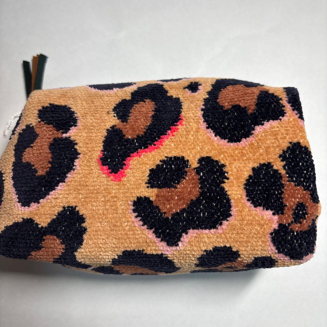 【美品】FEILER ラブラリー　レオパードポーチ ヒョウ柄　フェイラー 小物