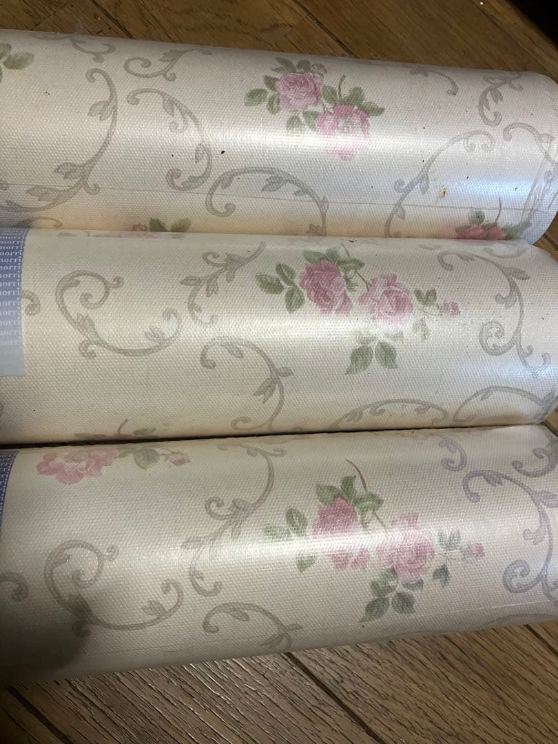 値下げ　壁紙　クロス　3巻