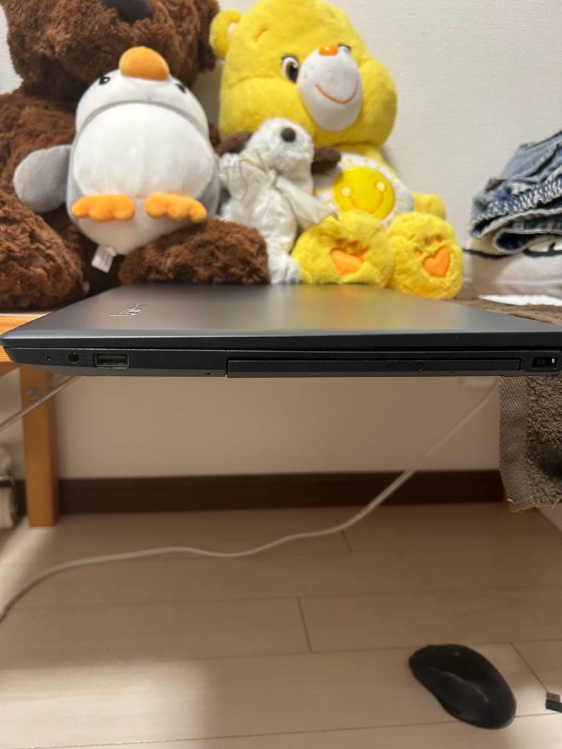 ノートパソコン　レノボ v310 CORE i5 SSD128GB メモリ8GB