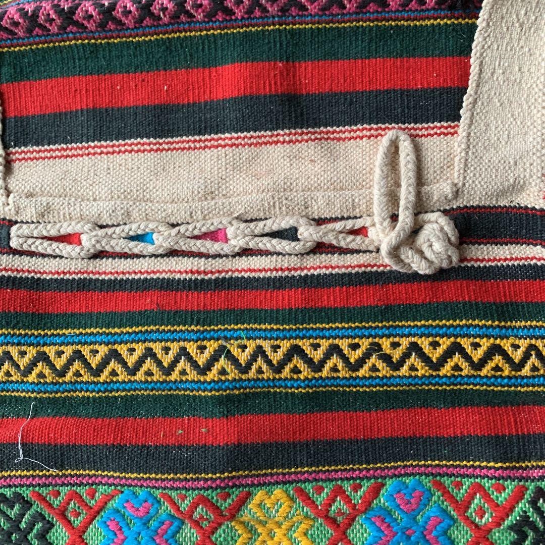 手編み　工芸品　マガジンラック　インテリアラック