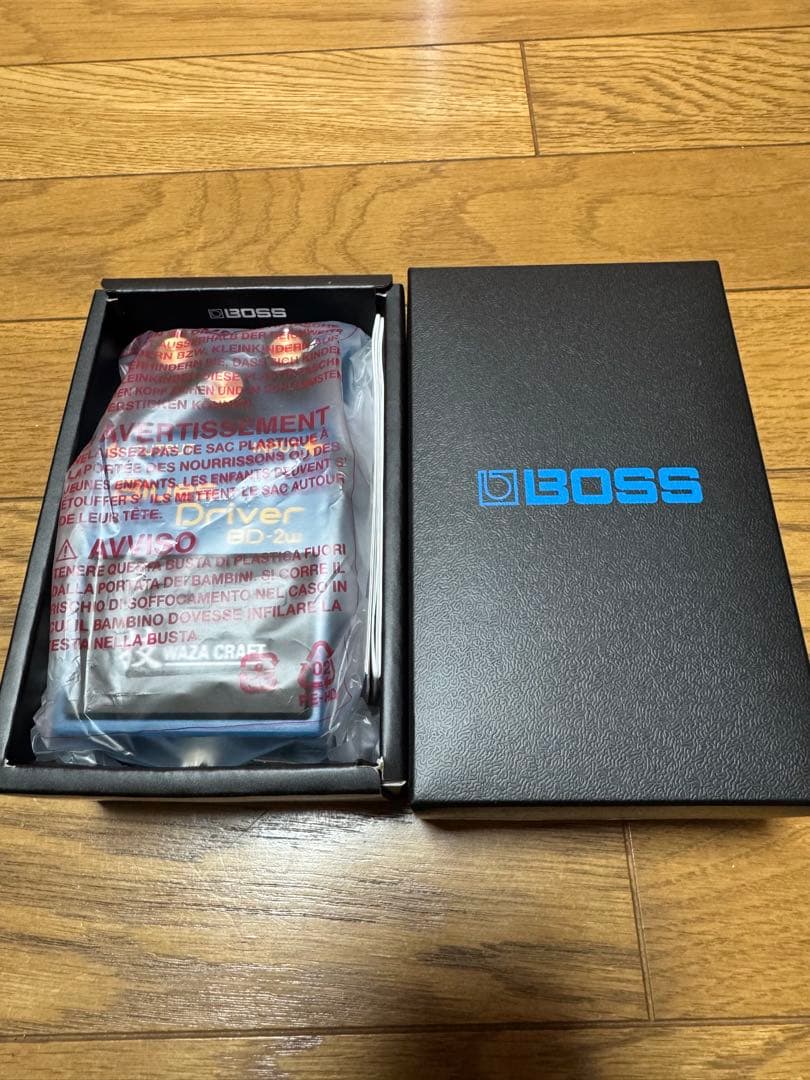 ギター BOSS BD-2W