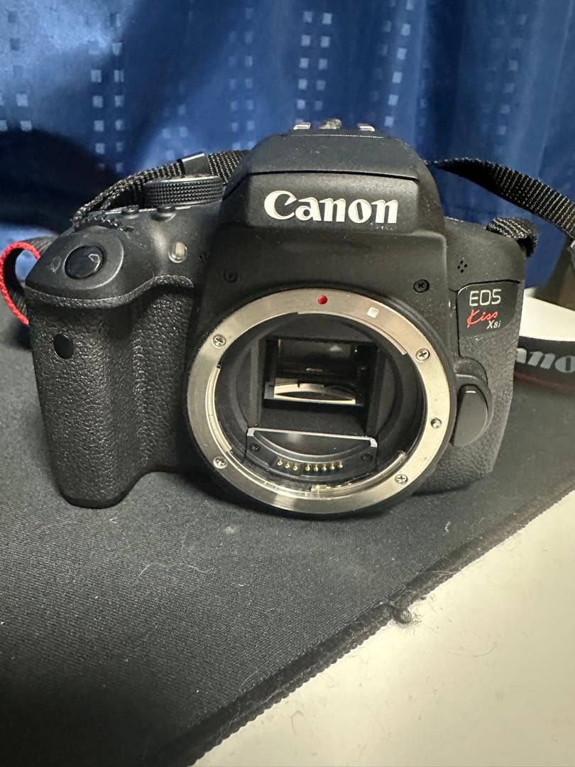 デジタルカメラ Canon EOS Kiss X8i