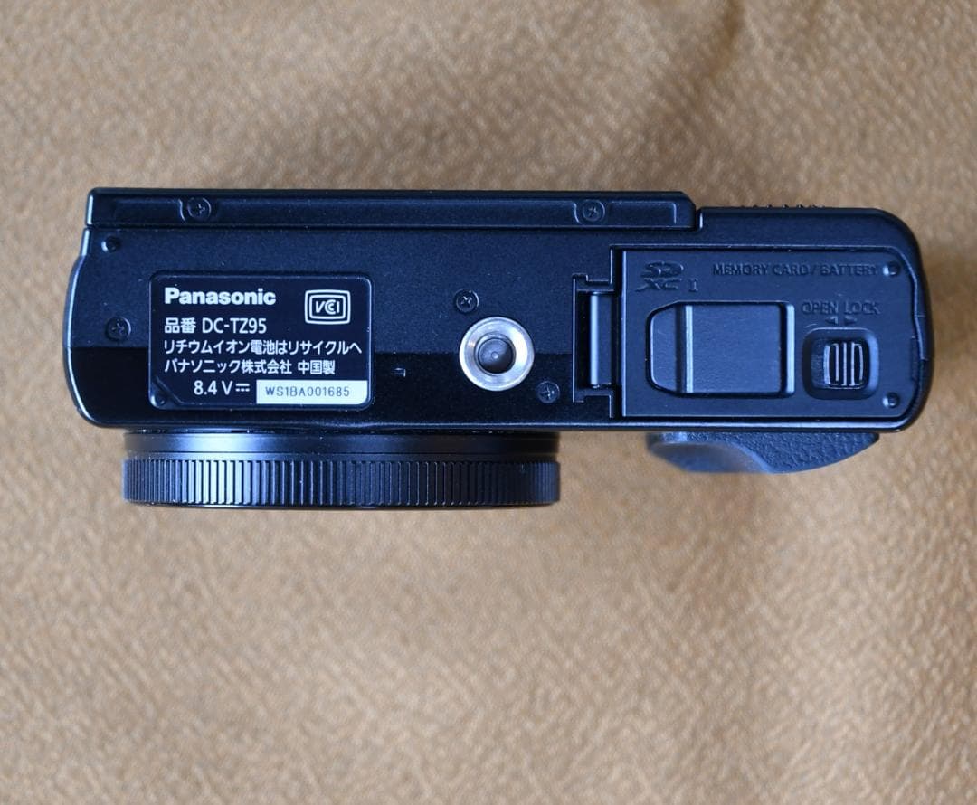 パナソニック コンパクトデジタルカメラ LUMIX TZ95 ブラック(中古)