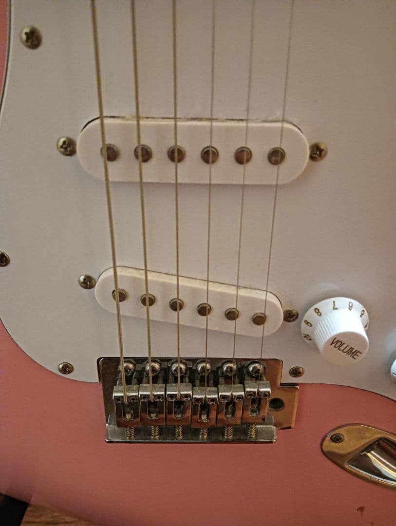 海*月様 ピンク ストラトキャスタータイプ エレキギター