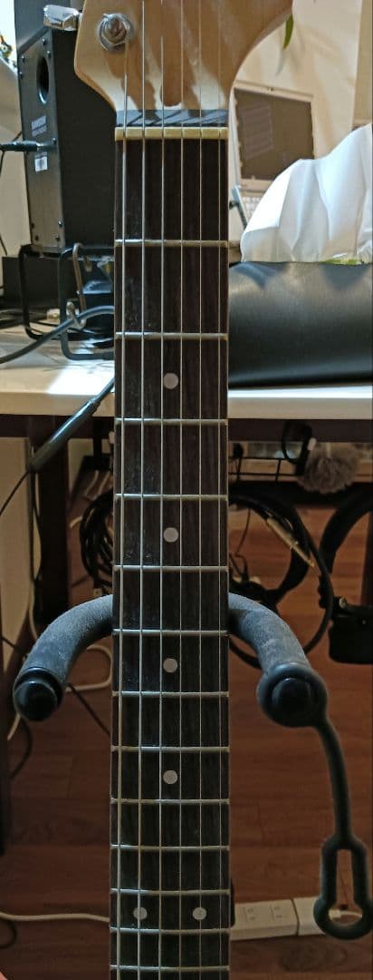 海*月様 ピンク ストラトキャスタータイプ エレキギター