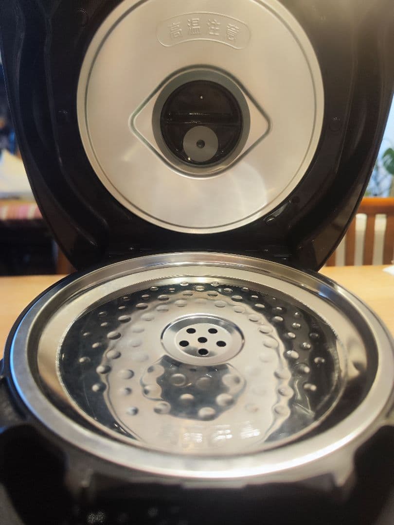 TIGER タイガー IH炊飯器 5.5合 JPW-D100T ブラック