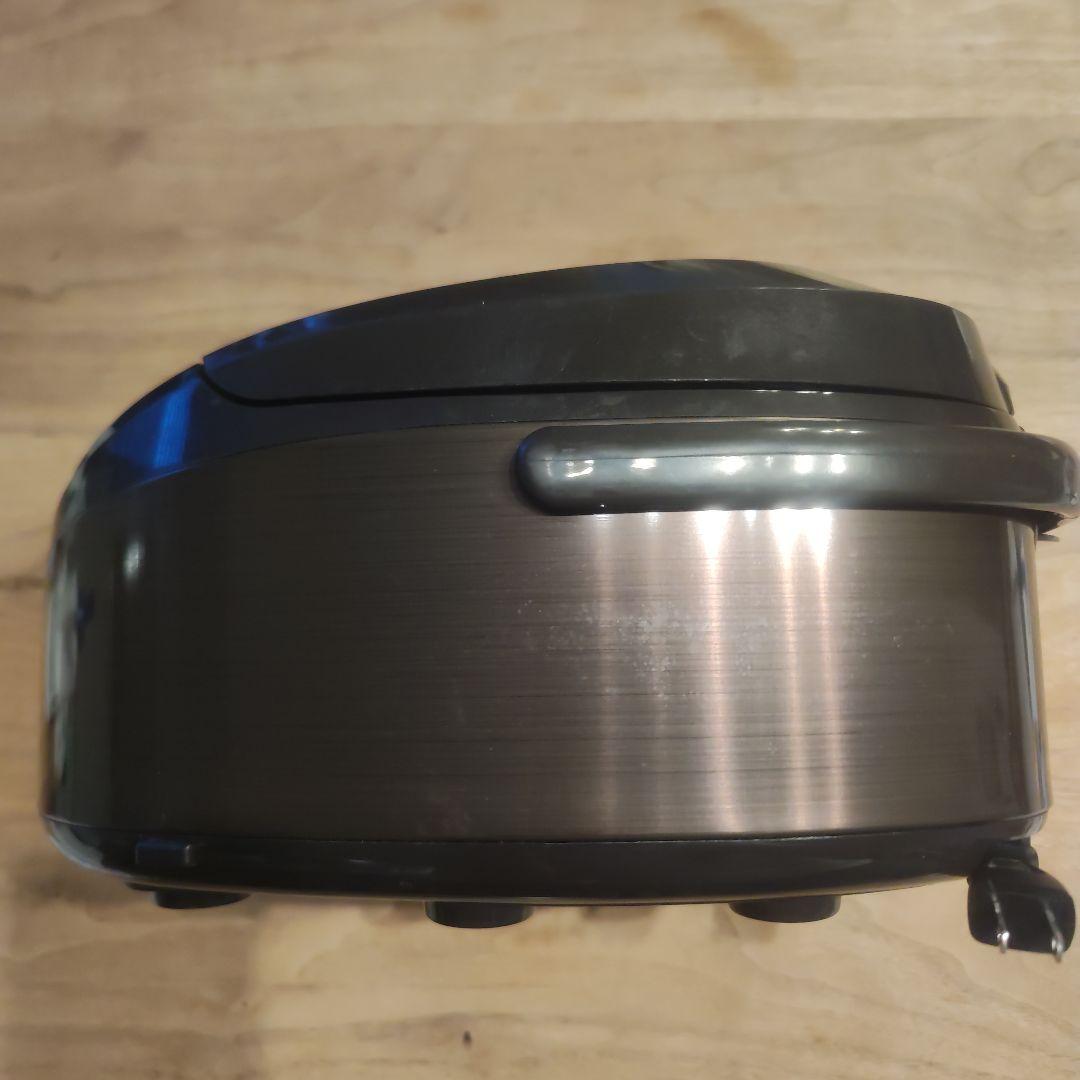 TIGER タイガー IH炊飯器 5.5合 JPW-D100T ブラック