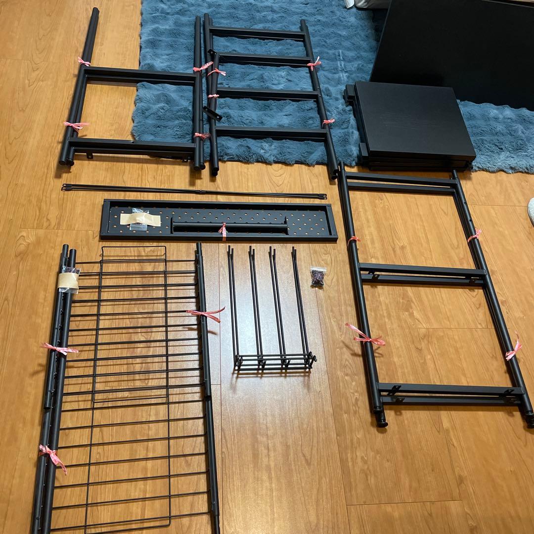 ニトリ　マルチハンガーラック（BN123BK）