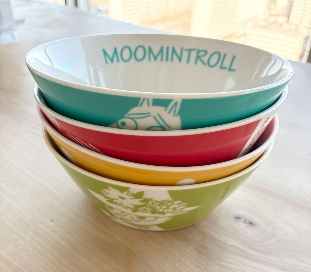 ムーミン谷のキャラクター皿12枚セット　パスタ皿、ボウル、小皿