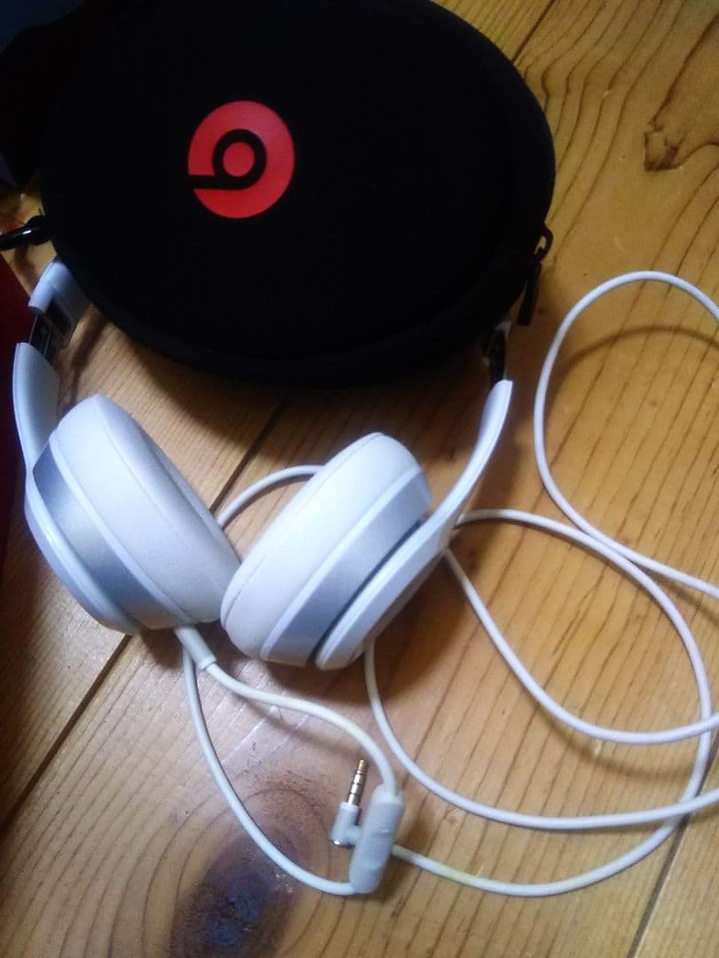 ヘッドホン beats  solo2