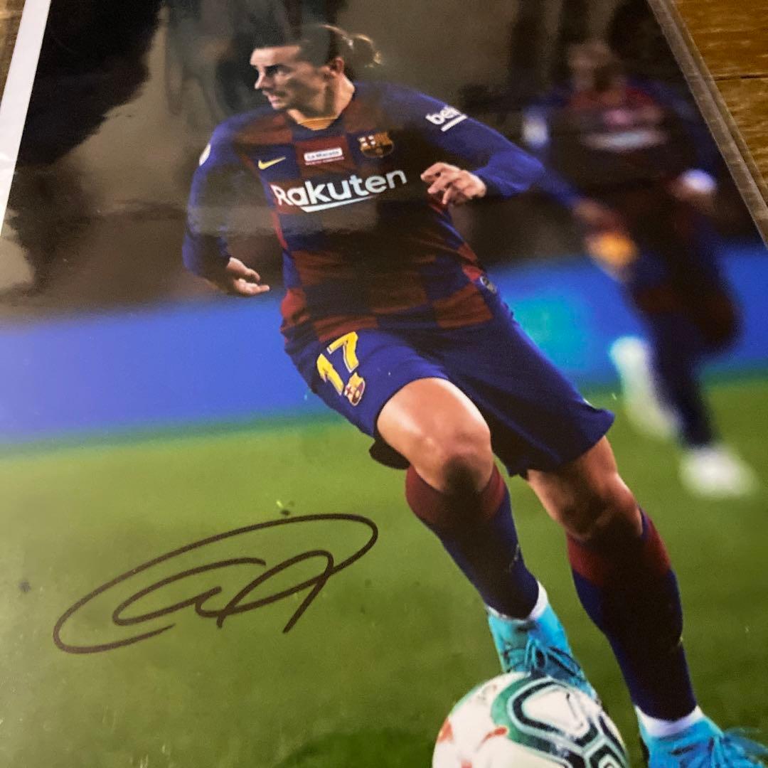 フランス代表　アントワーヌグリーズマン　 FCバルセロナ　 直筆サイン入りフォト