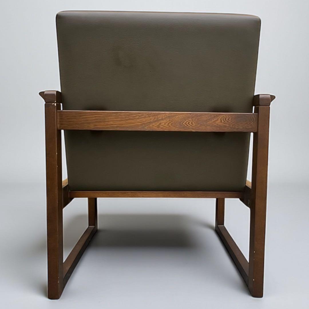 飛騨産業 HIDA キツツキ　アームチェア ロビーチェア 肘付き リビングチェア