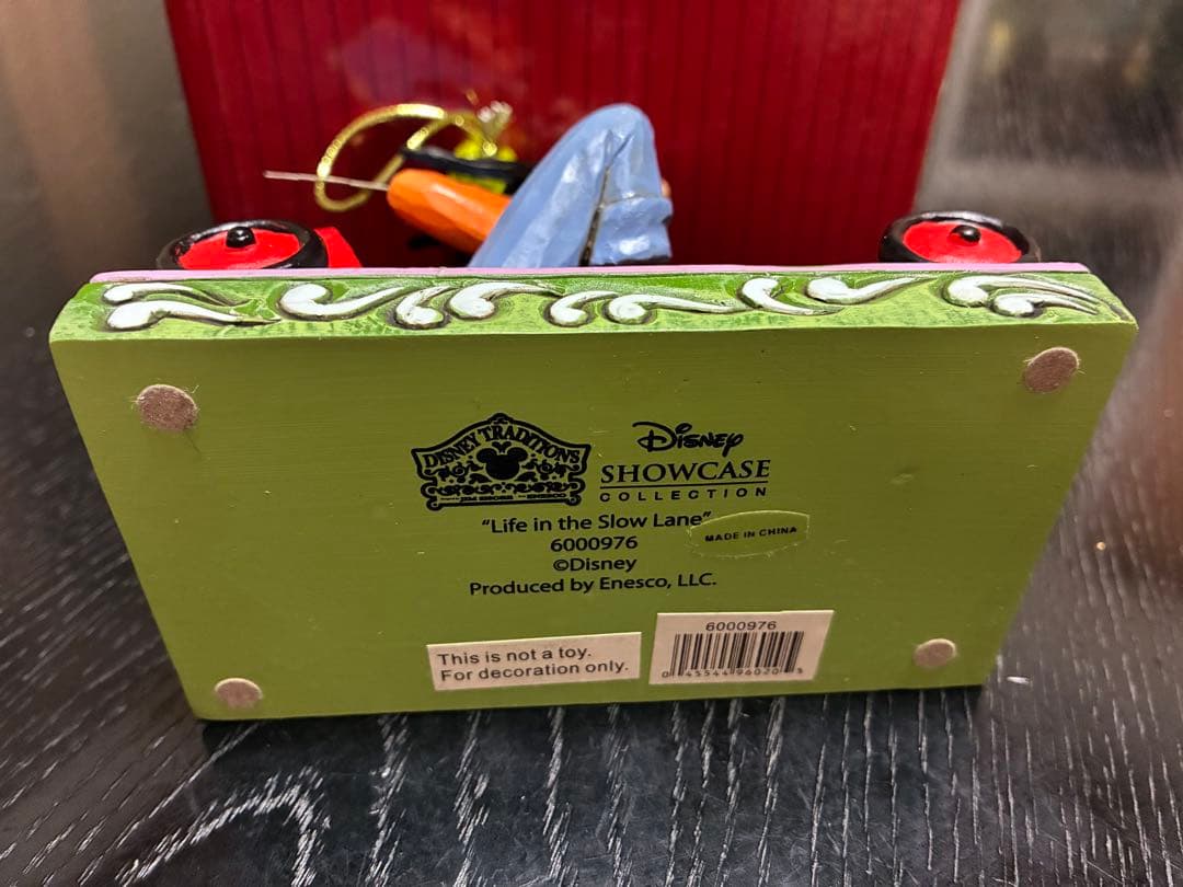 ディズニー　トラディション　グーフィー フィギュア