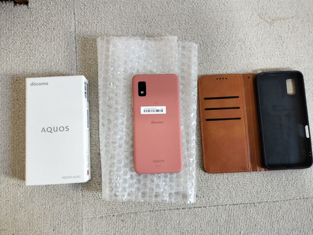 スマートフォン　本体　箱あり　手帳ケースあり　AQUOS SH-51C