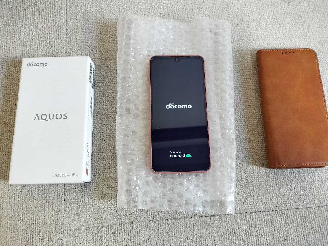 スマートフォン　本体　箱あり　手帳ケースあり　AQUOS SH-51C