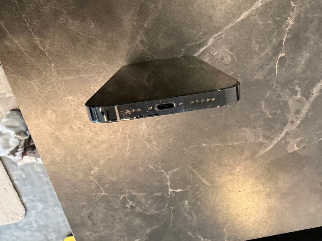 値下げ【バッテリー100%】iPhone 14 Pro スペースブラック 1TB