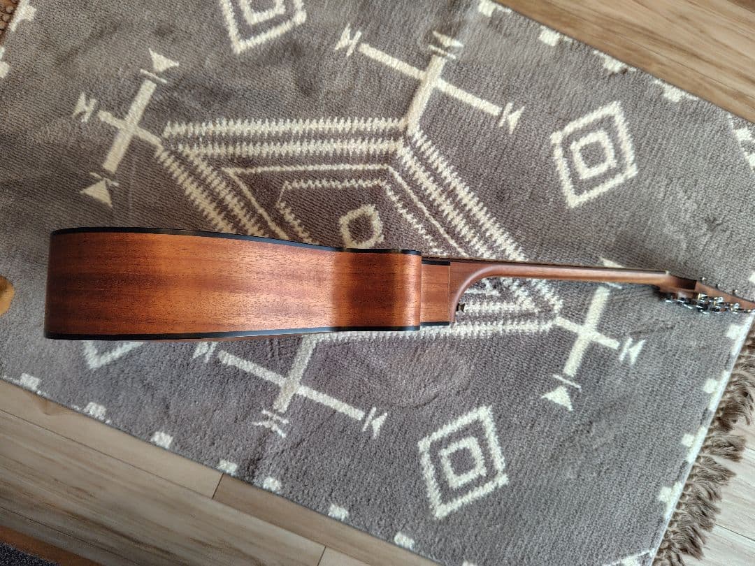 けいちょ　Guildアコースティックギター　AO-3CE